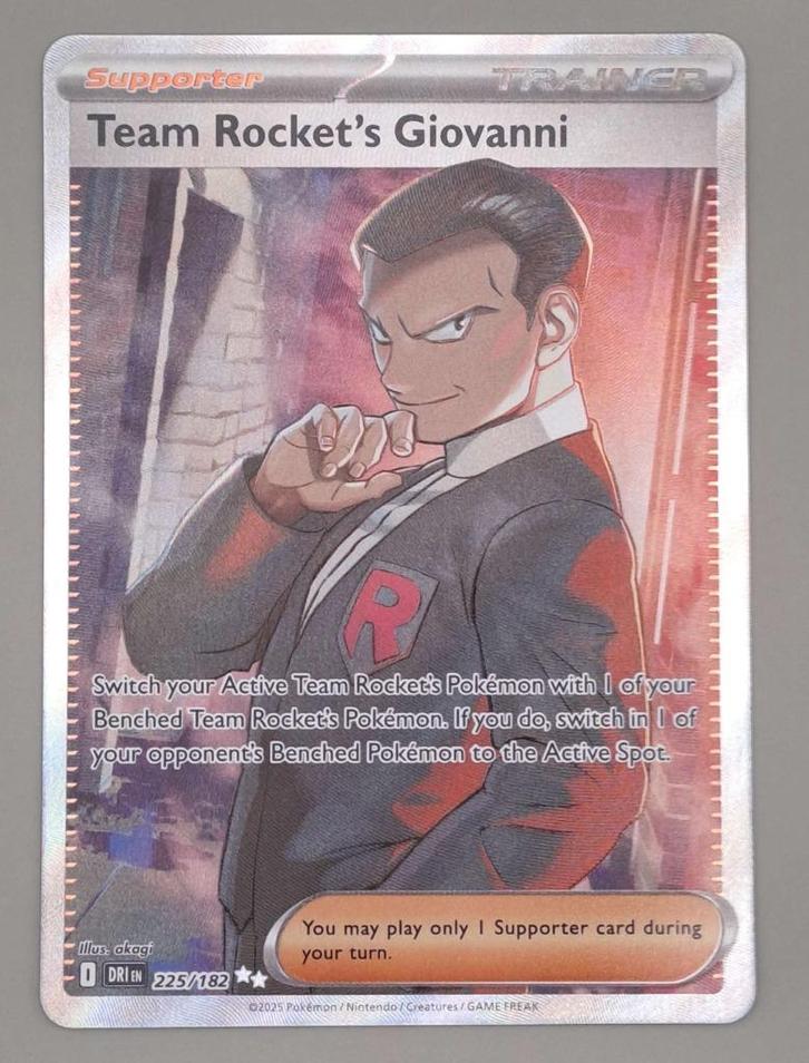 Team Rocket's Gionvanni 225/182, Hobby en Vrije tijd, Verzamelkaartspellen | Pokémon, Zo goed als nieuw, Losse kaart, Foil, Ophalen of Verzenden