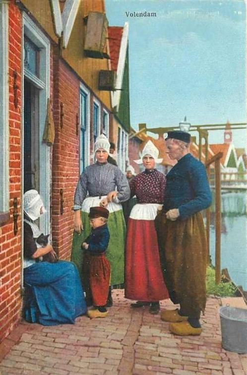 (377-519-031) Volendam, Verzamelen, Ansichtkaarten | Nederland, Noord-Holland, Verzenden
