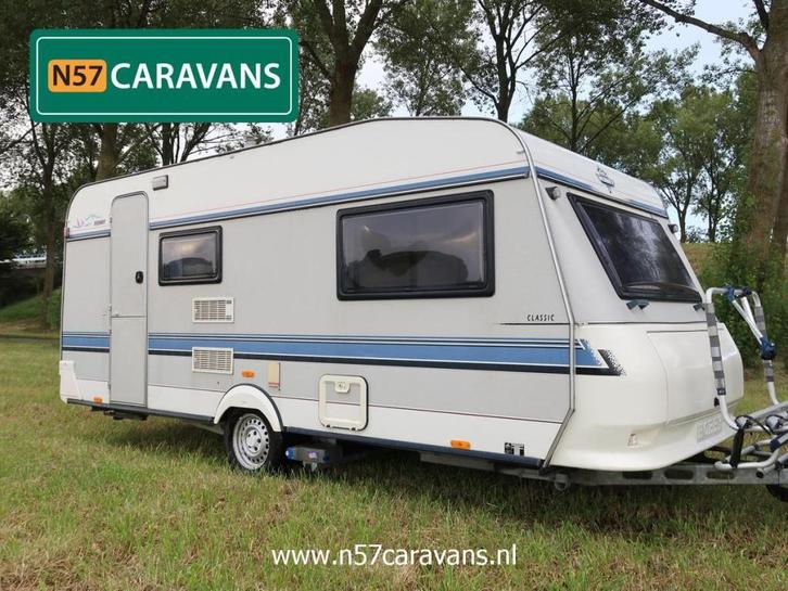 Hobby Classic 495 TLM / losse bedden, Caravans en Kamperen, Caravans, Bedrijf, tot en met 4, 1000 - 1250 kg, Treinzit, Hobby, 2 aparte bedden