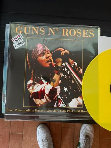 Guns n’ Roses beschikbaar voor biedingen