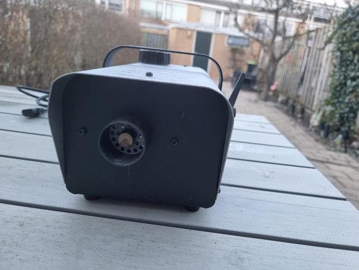 rookmachine Antari Alpha F-80Z fog, Muziek en Instrumenten, Licht en Laser, Gebruikt, Rookmachine, Geluidgestuurd, Kleur, Stroboscoopeffect