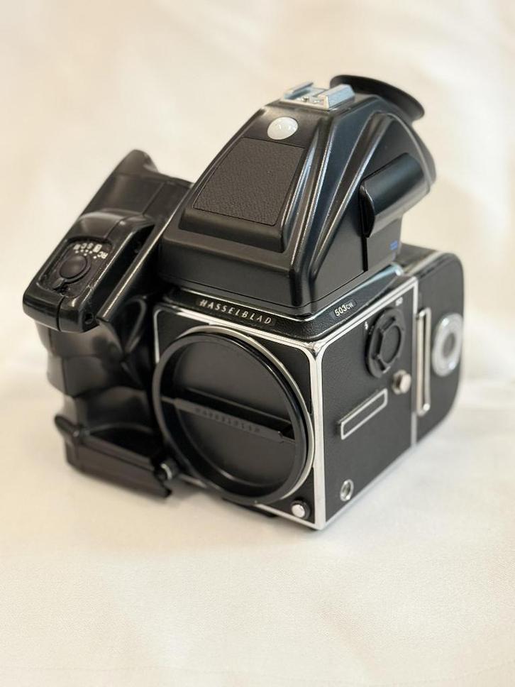 HASSELBLAD 503 cw met remote, Audio, Tv en Foto, Fotocamera's Analoog, Zo goed als nieuw, Spiegelreflex, Overige Merken, Ophalen of Verzenden
