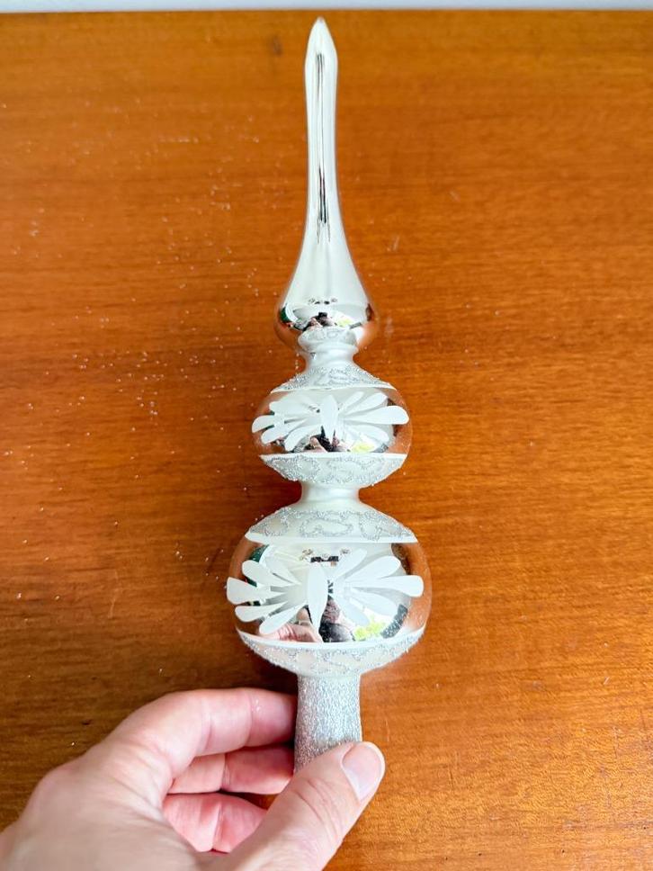 Vintage piek van glas, zilver - wit, kerstboompiek incl doos, Diversen, Kerst, Gebruikt, Ophalen of Verzenden