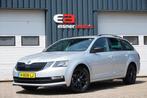 Skoda Octavia Combi 1.0 TSI Sport Business | TREKHAAK | CARP, Voorwielaandrijving, Gebruikt, Met garantie (alle), 116 pk