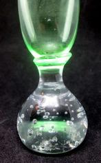 Vintage groen glazen solifleur bubbles spijkervaasje 60ies, Verzamelen, Retro, Ophalen of Verzenden, Huis en Inrichting