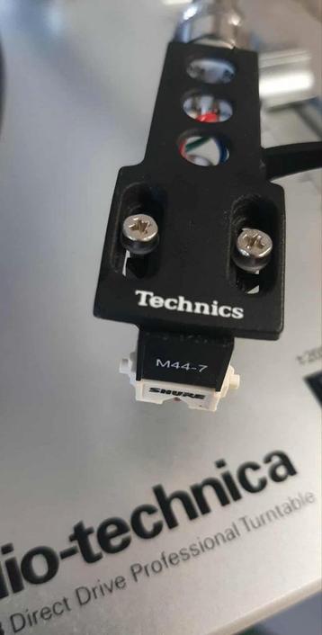 Shure m44-7 + naald en Technics headshell beschikbaar voor biedingen