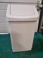 vuilnisbakje wit curver met klep, Ophalen of Verzenden, 'T Olde Gre-j, Info@toldegrej.nl, Endepoelstraat 20f Didam