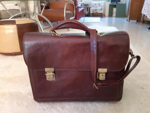 Laptoptas, Computers en Software, Laptoptassen, Zo goed als nieuw, Aktetas, 15 inch, Ophalen of Verzenden