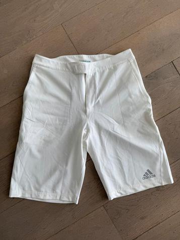 Golf bermuda Adidas Barricade nieuw maat 50 beschikbaar voor biedingen
