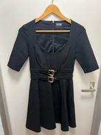 Versace jeans couture jurk maat xs, Kleding | Dames, Jurken, Zwart, Ophalen of Verzenden, Zo goed als nieuw, Maat 34 (XS) of kleiner