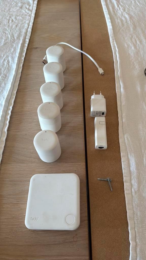 Tado V3+ (set), Doe-het-zelf en Verbouw, Thermostaten, Gebruikt, Slimme thermostaat, Ophalen of Verzenden