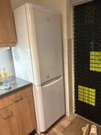 GRATIS! Vandaag halen Koel vries combinatie goed werkend!, Witgoed en Apparatuur, Koelkasten en IJskasten, Ophalen, 200 liter of meer