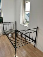 Bed frame, Ophalen of Verzenden, Zo goed als nieuw