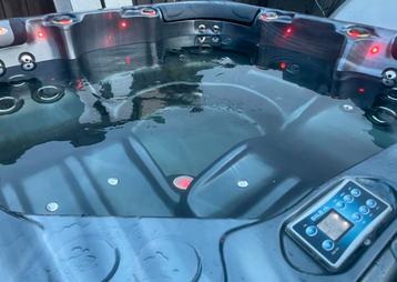 Jacuzzi balboa 5 persoons beschikbaar voor biedingen