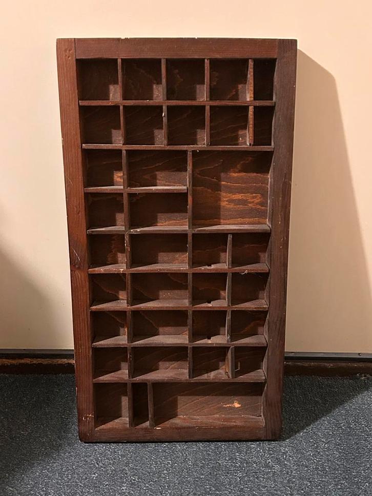 Vintage houten letterbak, Huis en Inrichting, Woonaccessoires | Wanddecoraties, Gebruikt, Ophalen