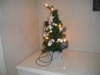 heel leuk kerst boompje met lichtjes en ballentjes op stroom, Ophalen of Verzenden, Zo goed als nieuw