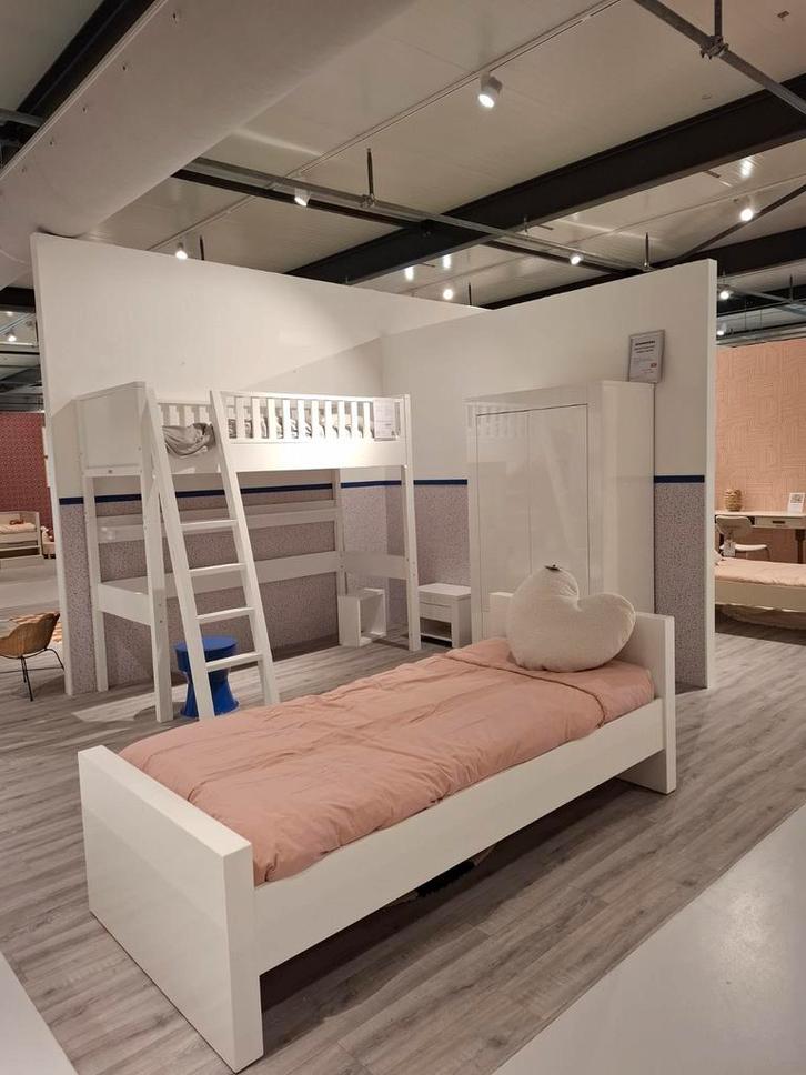 Kidsmill Alaska Kinderkamer Wit Hoogglans, Kinderen en Baby's, Kinderkamer | Complete kinderkamers, Zo goed als nieuw, Jongetje of Meisje