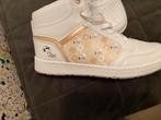 Snoopy sneakers maat 39, Kleding | Dames, Schoenen, Ophalen of Verzenden, Zo goed als nieuw, Sneakers of Gympen