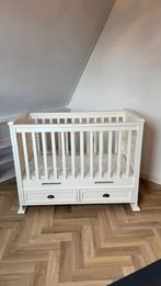 Wit Houten Babybedje met Lades, Ophalen, Gebruikt, Jongetje of Meisje