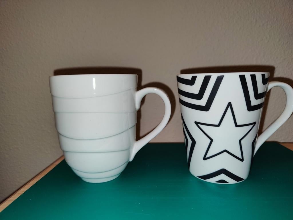 Twee mokken, één van Jamie Oliver en één van Becky's, Huis en Inrichting, Keuken | Servies, Verzenden, Zo goed als nieuw, Overige stijlen