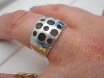 Zilveren modernist ring maat 18.25 nr.1477 beschikbaar voor biedingen