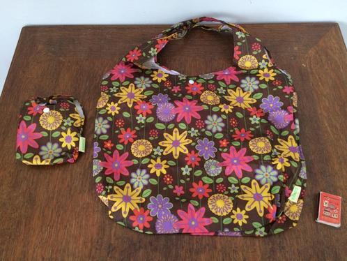Hip kek opvouwbaar tasje fleurig kleurig vrolijk bloemetjes, Sieraden, Tassen en Uiterlijk, Tassen | Damestassen, Nieuw, Shopper