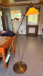 Messing lamp met grondschakelaar., Huis en Inrichting, Lampen | Vloerlampen, Ophalen, Zo goed als nieuw, Metaal, 150 tot 200 cm