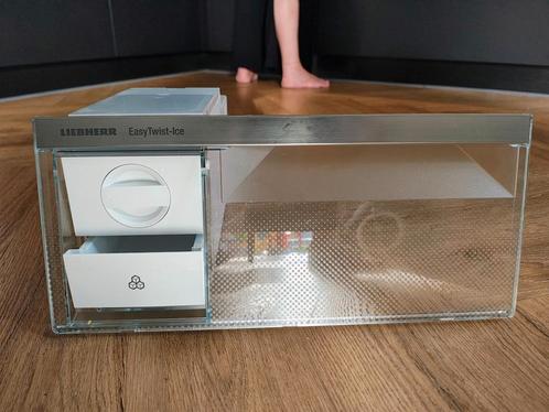 Liebherr EasyTwist-Ice, Witgoed en Apparatuur, Vriezers en Diepvrieskisten, Nieuw, Vrijstaand, 160 cm of meer, Ophalen