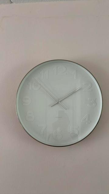 Wandklok - 50 cm - Zo goed als nieuw beschikbaar voor biedingen