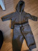 grijs hugo boss pakje, Kinderen en Baby's, Babykleding | Maat 68, Gebruikt, Ophalen of Verzenden, Jongetje of Meisje, Hugo Boss