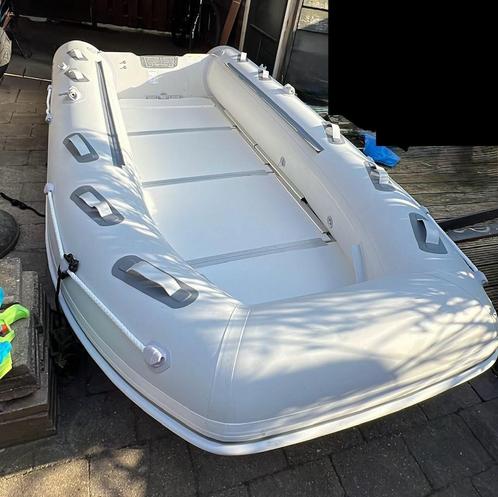Kolibri motorboot met 9,9pk mercury en trailer, Watersport en Boten, Rubberboten, Zo goed als nieuw, Overige merken, Minder dan 70 pk