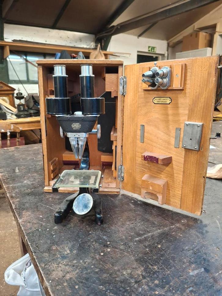 Leitz Wetzlar Microscoop in Houten Kist, Antiek en Kunst, Antiek | Glas en Kristal, Ophalen of Verzenden