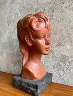 Art Deco kleine buste van jonge vrouw , gesigneerd G. Carli, Antiek en Kunst, Curiosa en Brocante, Ophalen of Verzenden