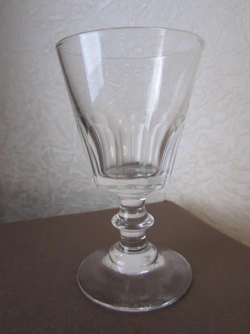 Antiek porto glas - getrokken kelk - handgeslepen facetten, Antiek en Kunst, Antiek | Glas en Kristal, Verzenden