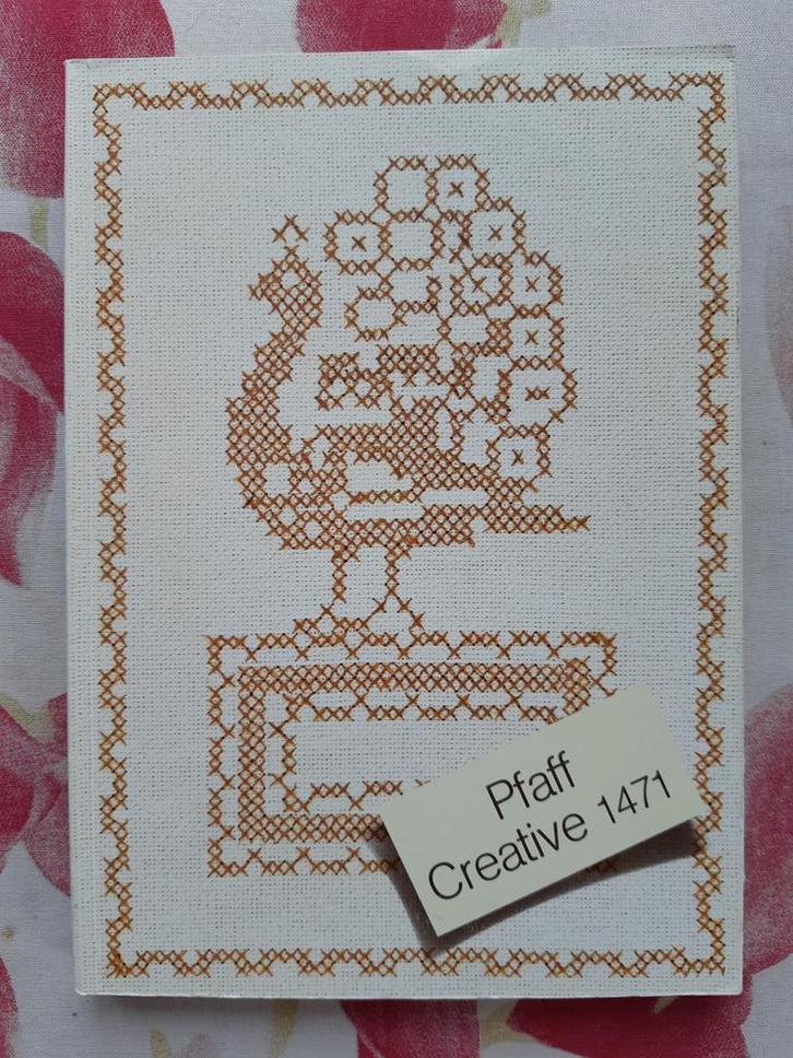 Pfaff Creative 1471 Naai- en borduur boek, Hobby en Vrije tijd, Naaimachines en Toebehoren, Zo goed als nieuw, Toebehoren, Pfaff