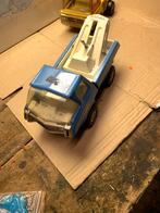 Twee oude speelgoed kraanwagens, Ophalen of Verzenden, Gebruikt, Jongen of Meisje