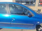 Portier 4Deurs rechts-voor van een Peugeot 206 (KMF)