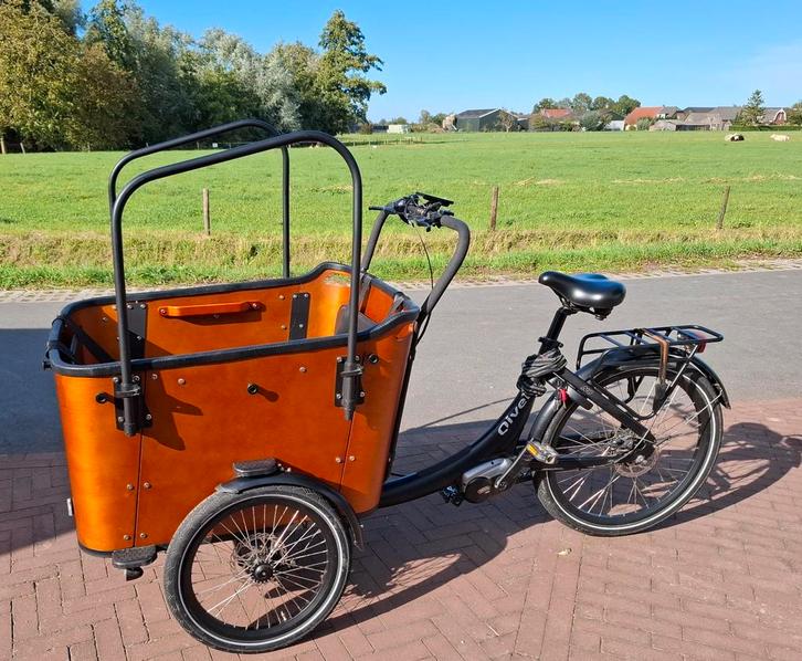 Bakfiets Qivelo, Fietsen en Brommers, Fietsen | Bakfietsen, Zo goed als nieuw, Overige merken, 4 kinderen of meer, Elektrisch