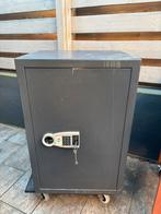 Inbraakwerende en brandvertragende Holland Safety kluis, Ophalen, Zo goed als nieuw, Brandkast