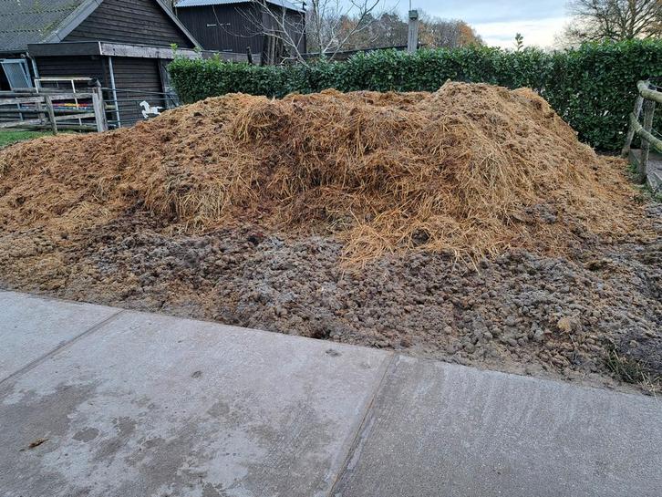 Paardenmest - Natuurlijke Tuinvoeding, Tuin en Terras, Aarde en Mest, Ophalen