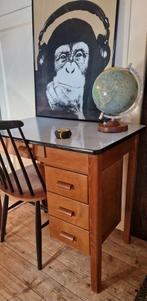 vintage bureau/retro werkplek met verschuifbare ladenkast, Verzamelen, Ophalen, Huis en Inrichting