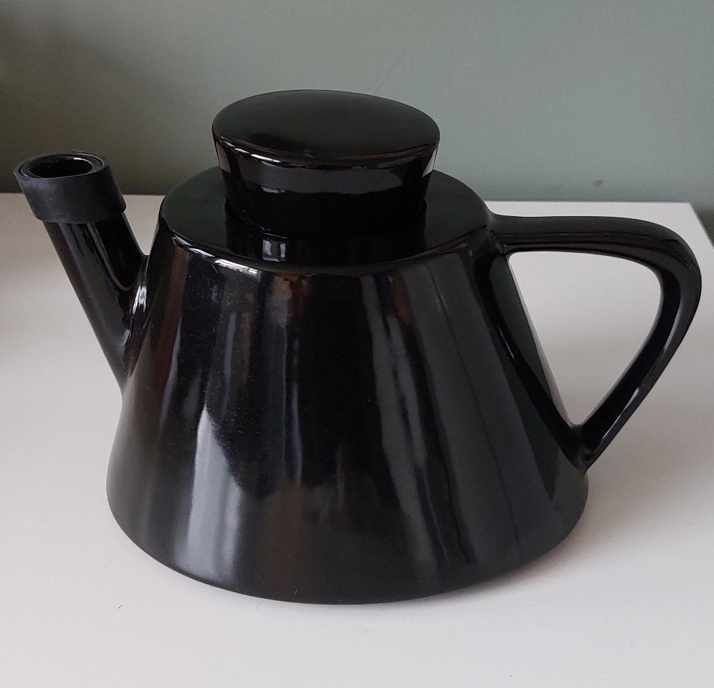 Zwarte Theepot - IKEA - Vintage 1992, Huis en Inrichting, Keuken | Servies, Keramiek, Overige typen, Ophalen of Verzenden, Zo goed als nieuw