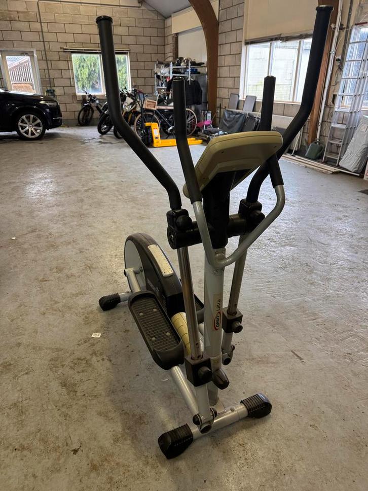 Crosstrainer - Fitnessapparaat voor thuis, Sport en Fitness, Fitnessmaterialen, Gebruikt, Overige typen, Armen, Ophalen of Verzenden