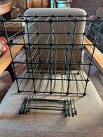 Flessenrek  16+1 stuks design modulair  metaal jaar 80 zwart, Ophalen of Verzenden, Zo goed als nieuw, Metaal, Minder dan 50 cm