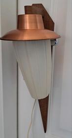 Mooie wandlamp teak/glas/koper / Deens design /Jaren 50/60, Huis en Inrichting, Lampen | Wandlampen, Ophalen, Gebruikt, Glas, Vintage
