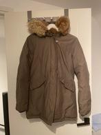 Woolrich parka  dames winter jas dons, Groen, Ophalen of Verzenden, Zo goed als nieuw, Maat 36 (S)