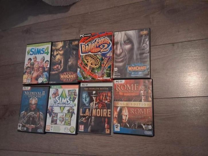 Diverse PC Games - Sims, Warcraft, Rome, Rollercoaster, Spelcomputers en Games, Games | Pc, Gebruikt, Strategie en Constructie