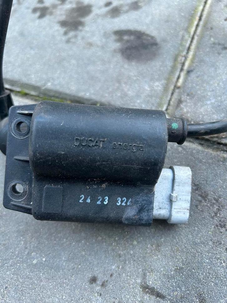 Zip 2000 onbegrensde ducati cdi, Fietsen en Brommers, Brommeronderdelen | Scooters, Zo goed als nieuw, Piaggio, Overige typen