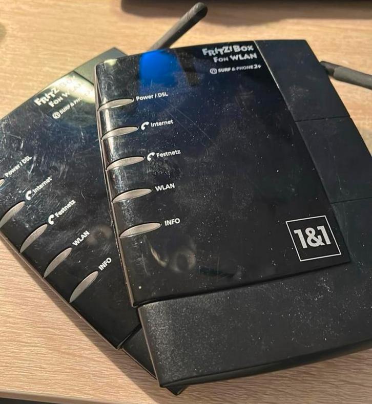Fritz!box 7170 (2 stuks), Computers en Software, Routers en Modems, Gebruikt, Router met modem, Ophalen of Verzenden