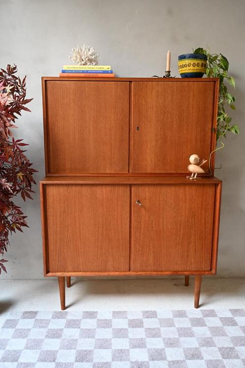 Highboard Heinrich Riestenpatt – Beukenhout met Teakfineer, Huis en Inrichting, Kasten | Wandmeubels, Zo goed als nieuw, Minder dan 100 cm